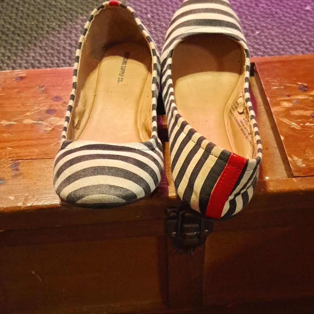 Canvas flats